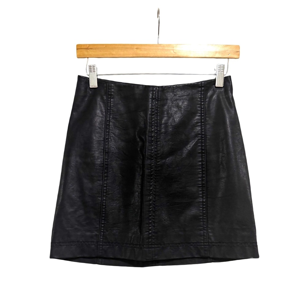 Free People Vegan Leather Mini Skirt Black Faux Leather Back Zip Womens Size 0
